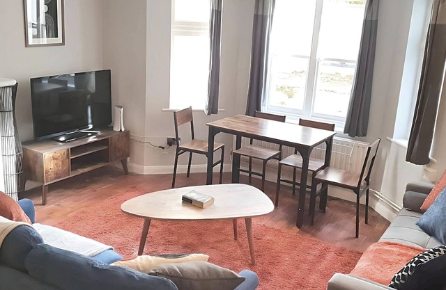 Reigate - Cosy 1 Bed apartment