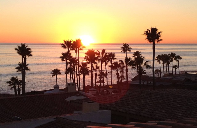Relax and recharge at Nuestra Casita Cerca del Mar