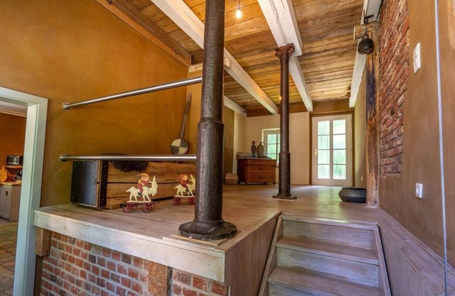 Relax in the monument