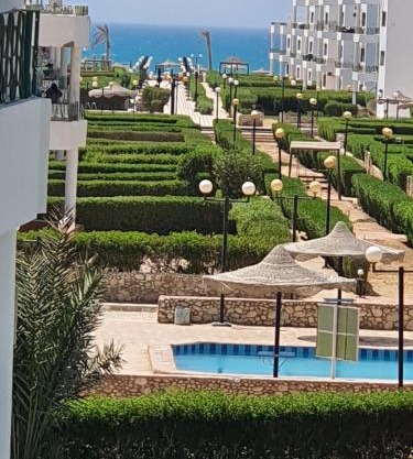 Relaxed sea view chalet