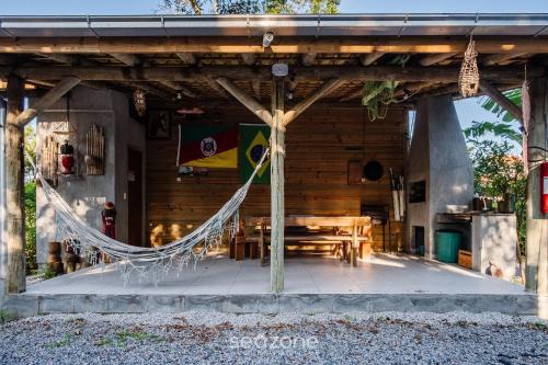 Relaxing cabins near Praia do Rosa - PRJ