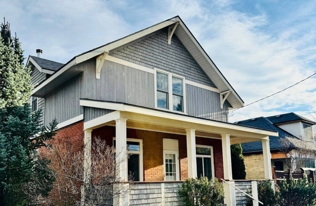 Relaxing Escape with Balcony Views and BBQ