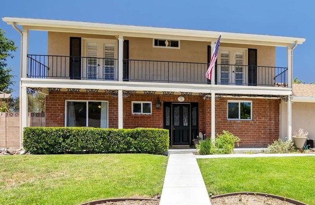 Relaxing Spacious Family Home in Thousand Oaks
