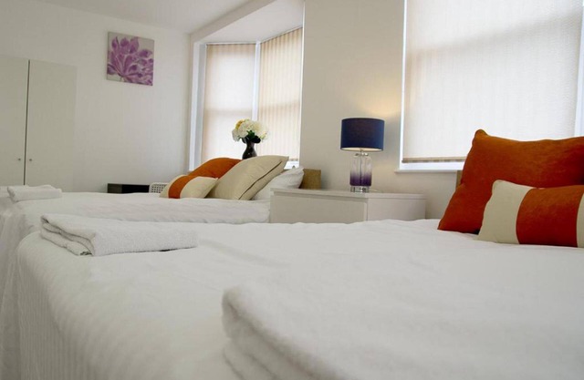 Remarkable 2-bed Apartment in Chelmsford
