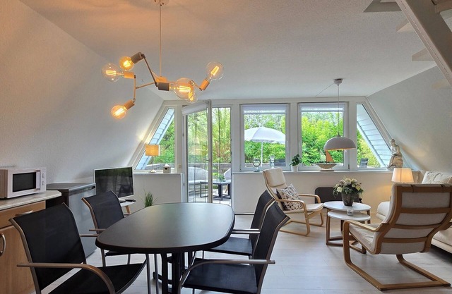 Renovated Finnish hut directly on the dune, approx. 80 m to the Baltic Sea