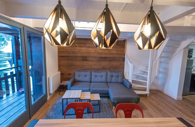 Renovated 80m2 duplex in chalet. Ski-in ski-out option