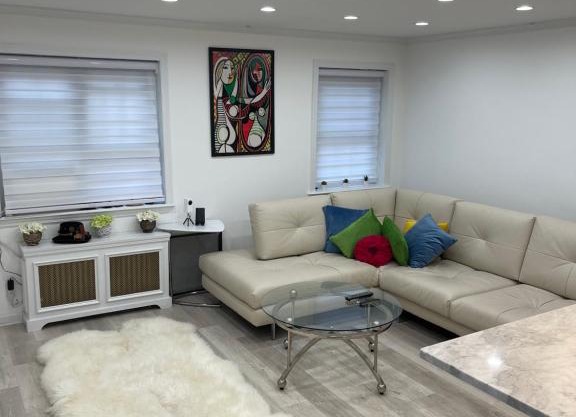 Renovated Jacuzzi Tub Home NYC-LGA-JFK Washer-Dryer