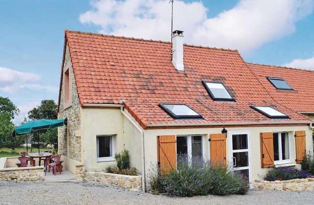 Renovated stone barn in a quiet natural setting outside the fishing village of Boulogne-sur-Mer.