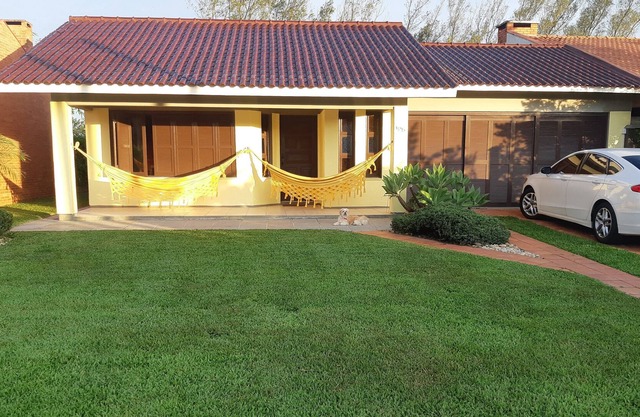 Rent Beach Xangri-la