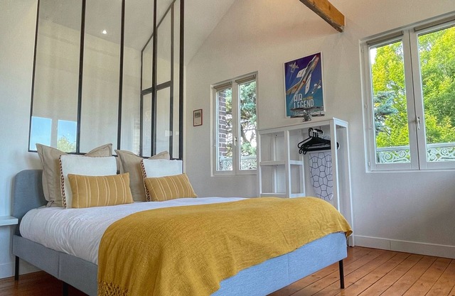 Rent studio - sleeps 2 - near Senlis and Charles-de-Gaulle Airport