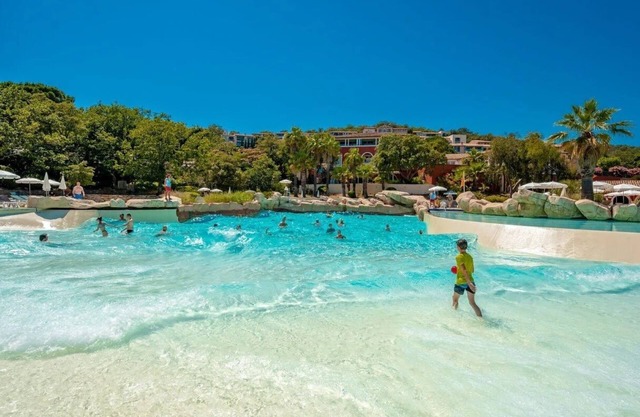 Residence les Restanques Golfe de St tropez, villa 4 bedrooms