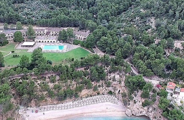 RESIDENCE RESORT PUGNOCHIUSO PEARL OF GARGANO READ DESCRIPTION