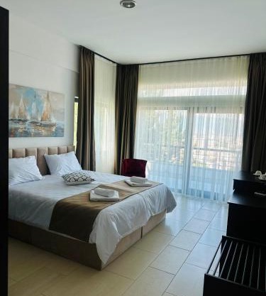 Resident Apartments Nota