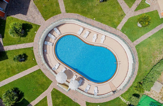 Residenza Le Farfalle 'A' with Garden View, Wi-Fi and Air Conditioning