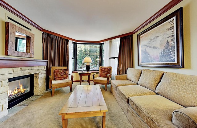 Resort at Squaw Creek's 605 & 607