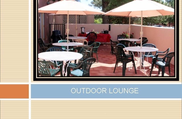 Resort Condo/Relax/enjoy the outdoors/mountains. Easy access in Winter/Ruidoso