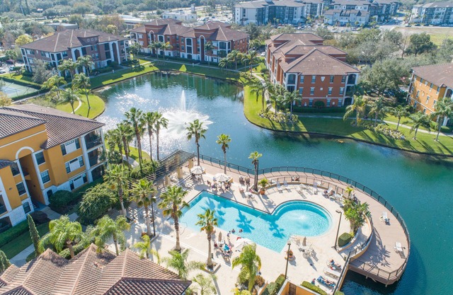 Resort-like setting a short drive to beaches and downtown, new vinyl plank floor