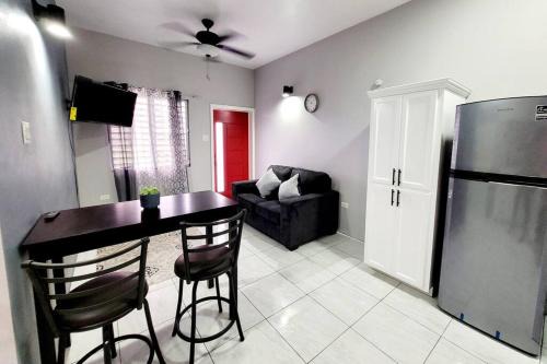Rest Easy at Cunningham Suites #2