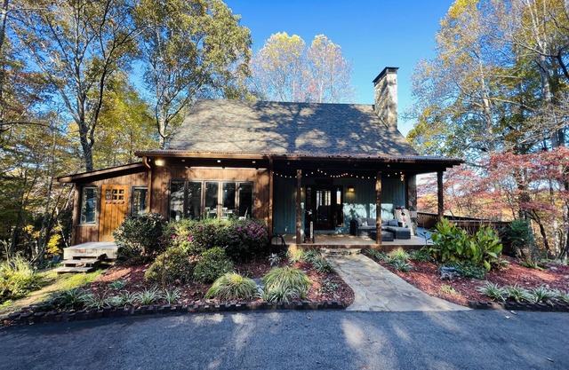 Rest & Relaxation in Remote Cabin on 10 Acres
