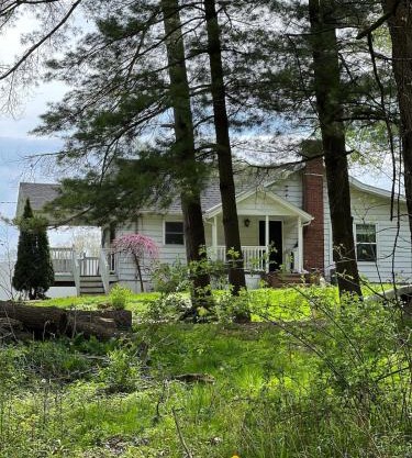 Retreat on Lake Milton