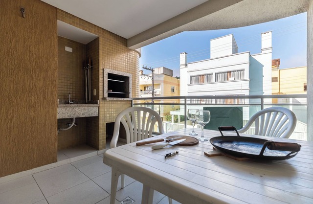 RFO - Apartments Just Steps From Bombinhas Beach