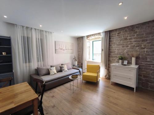 Rialto Luxury Apartment