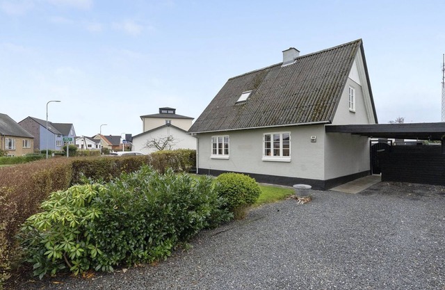 "Richardine" - 600m from the sea by Interhome