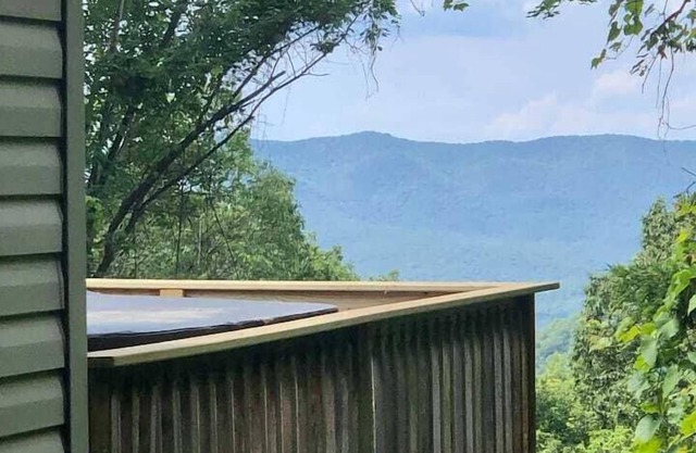 Ridgeview Mountain Cabin