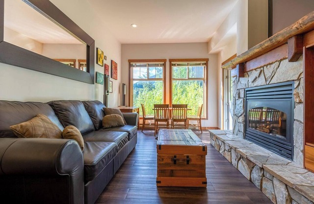 Right on the Slopes. Beautiful Views.