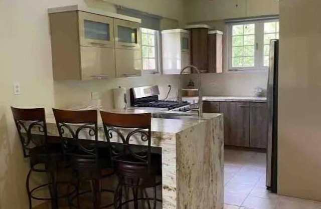 Rincon 413 Entire Home, big, modern, clean, comfy