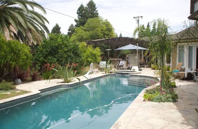 Ritz Spa Retreat w Jacuzzi, Steam room w rain&jets