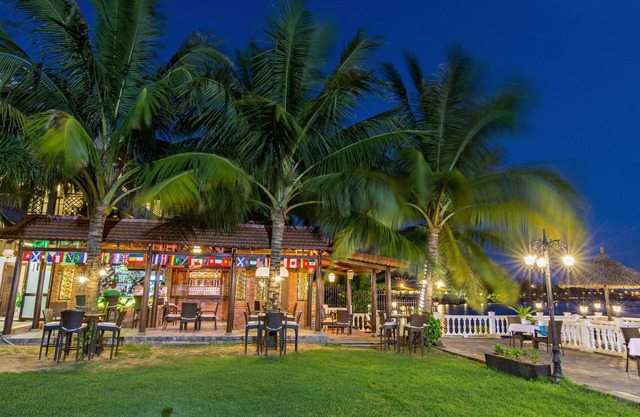 River Beach Resort and Residences