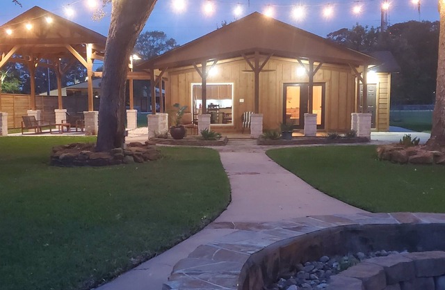 River front retreat with open green space