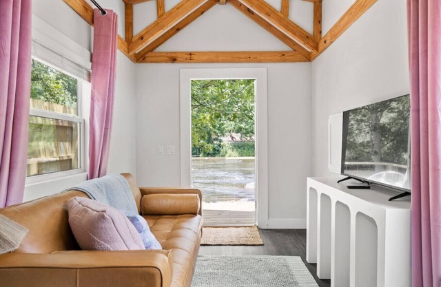 River Run, Riverfront Tiny Home, Trails, and Views