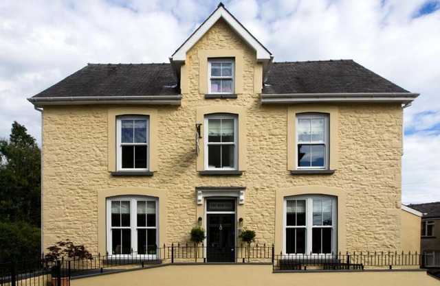 Riverbank Bed and Breakfast