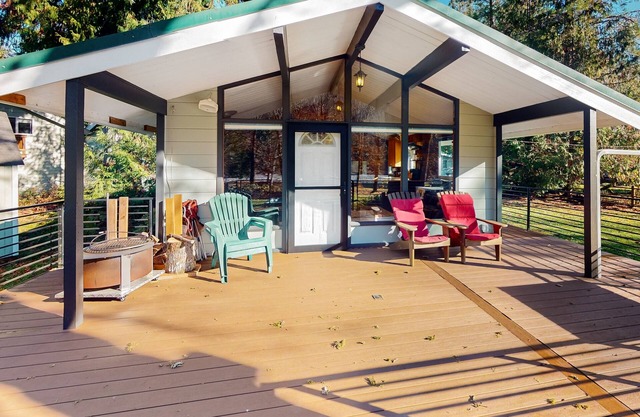 Riverfront, dog-friendly home with hot tub & 262 feet of waterfront property