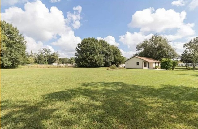 Riverview beatiful acre home Pet/RV/boat Friendly