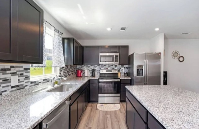 Roadmap Lodging: Escape to Comfort on Haskell Drive