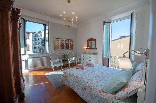 Romantic and Charming Apartments