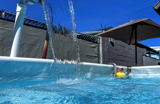 Romantic Attic Villa Private Pool Backyard A/C