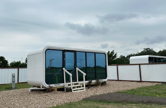 Romantic Tiny House in Flatonia - Musk's House