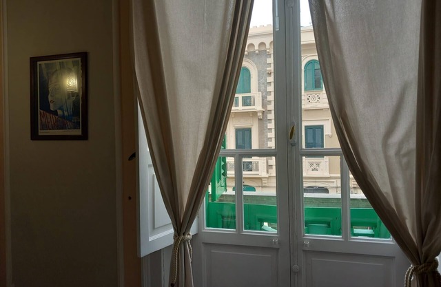 Room '1921' with Balcony