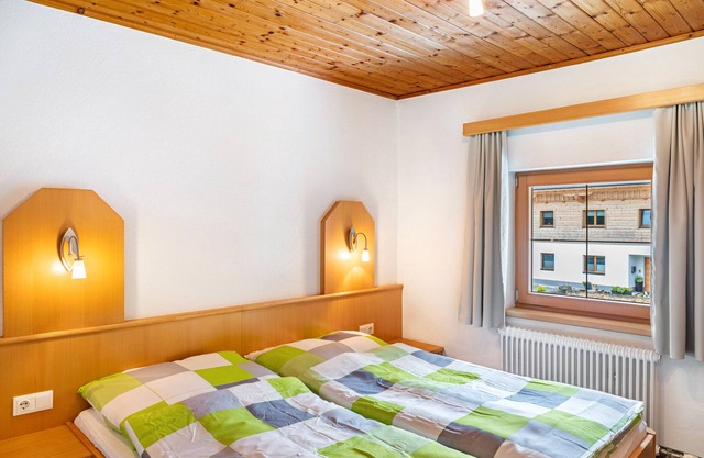 Room '7' with Mountain View, Shared Terrace and Wi-Fi