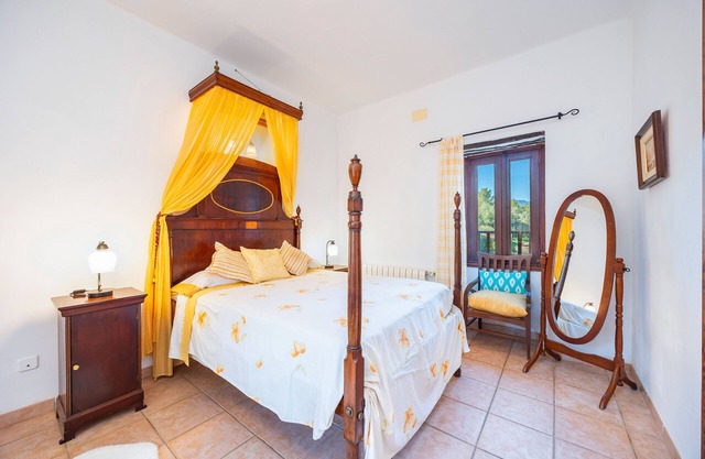 Room 'Habitación 1' with Mountain View, Shared Pool and Wi-Fi