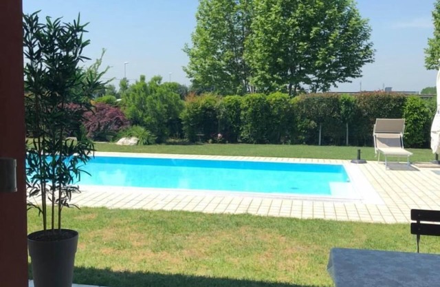 Room in B&B - Casa Belvedere - Complimentary Wifi and Private Parking