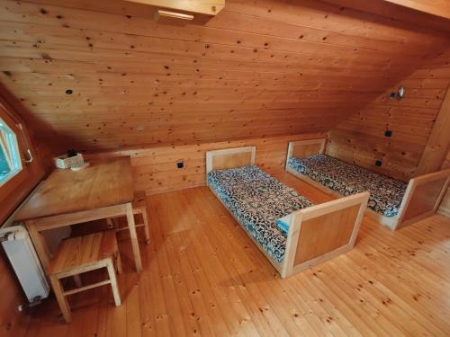 Room Janez