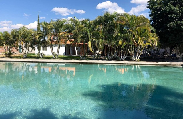 Room-lodging And Tranquility