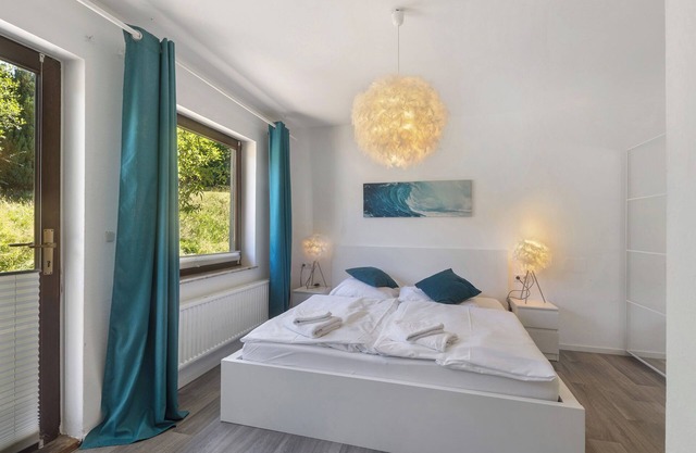 Room 'Ocean' with Shared Terrace, Garden and Wi-Fi