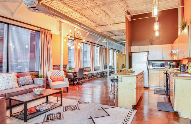 Route 66 View: Penthouse in Dtwn Albuquerque!