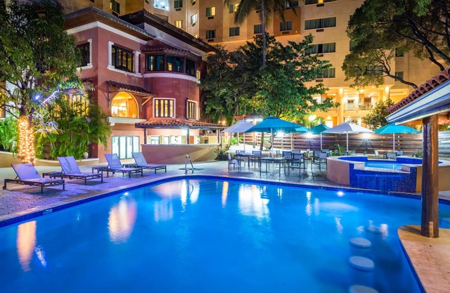 Royal Oasis